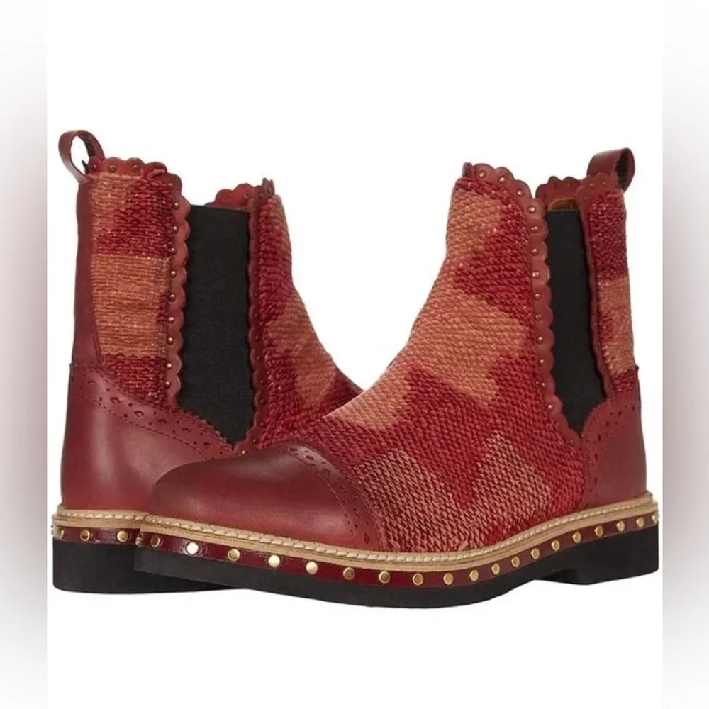 NEW Free People Textile Atlas Chelsea Boot in Burgundy Red Kilim size 6 - Picture 1 of 8